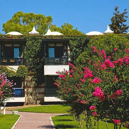 Отель Paloma Finesse 5*