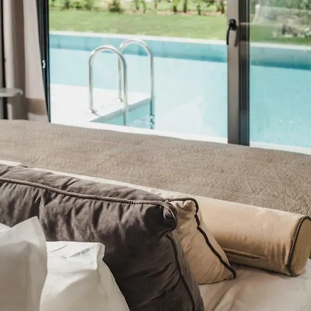 Hotel Paloma Finesse Side